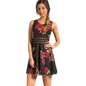 NWOT FREE PEOPLE Black Rose Print A-line Mini Dress W/floral Lace waist Size 4